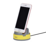هولدر استند رومیزی هوکو مدل P3 همراه با شارژر Lightning