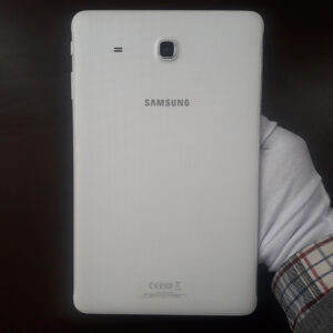 تبلت کارکرده سامسونگ Galaxy Tab E 9.6 تک سیم کارت ظرفیت 8GB رم 1.5GB سفید